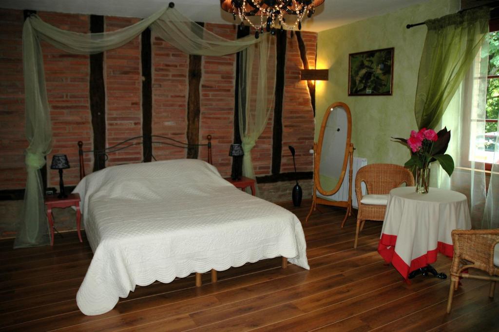 Chambres D'Hotes Les Douves Saint-Thomas  Rom bilde